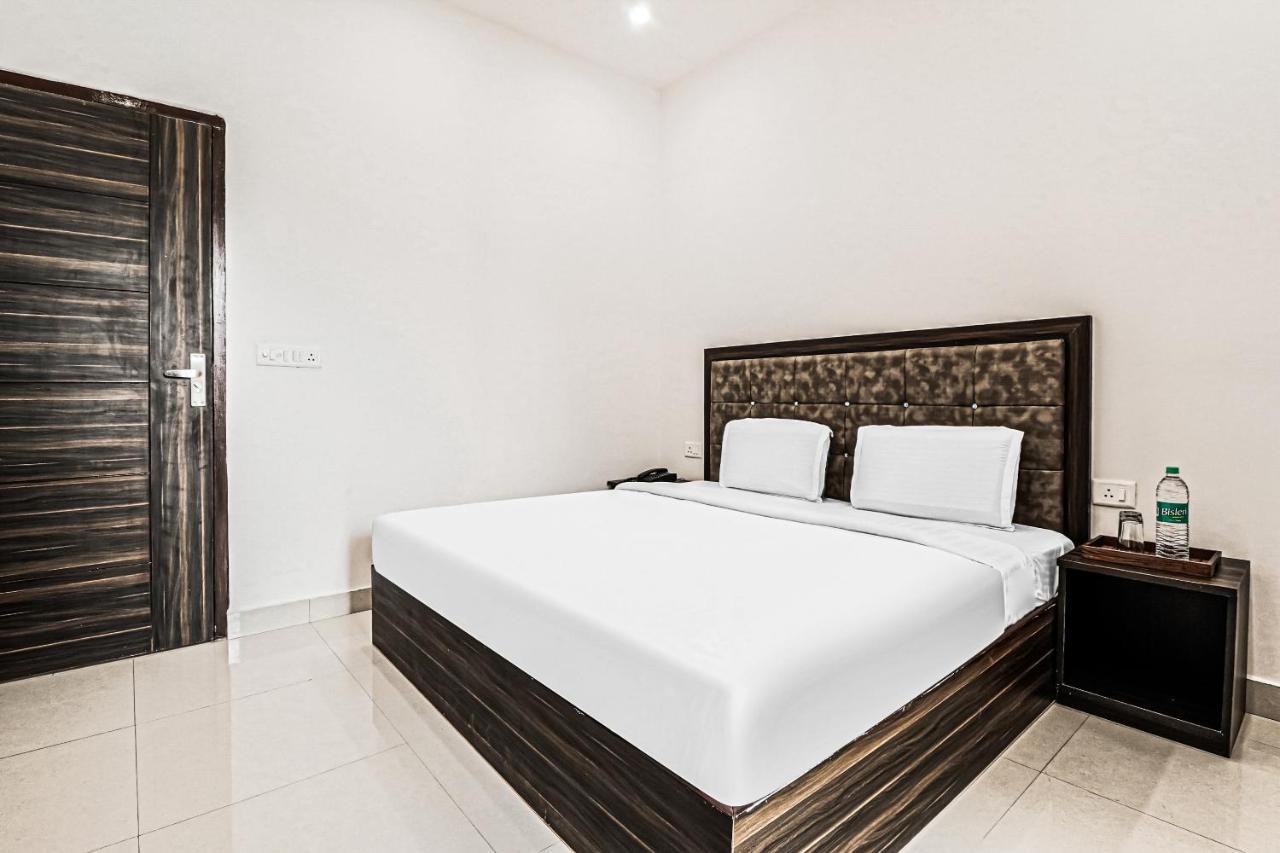 Collection O Oak Wood Inn Rajpur Экстерьер фото