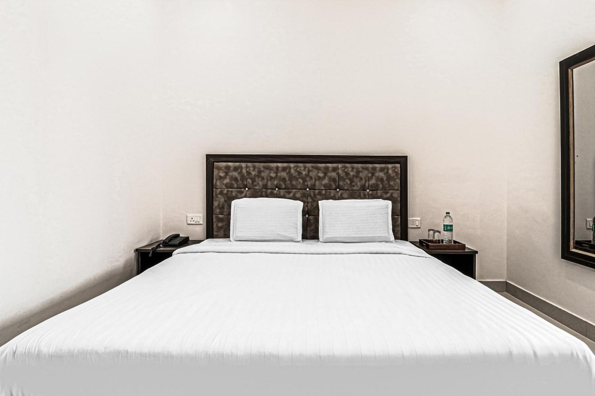 Collection O Oak Wood Inn Rajpur Экстерьер фото